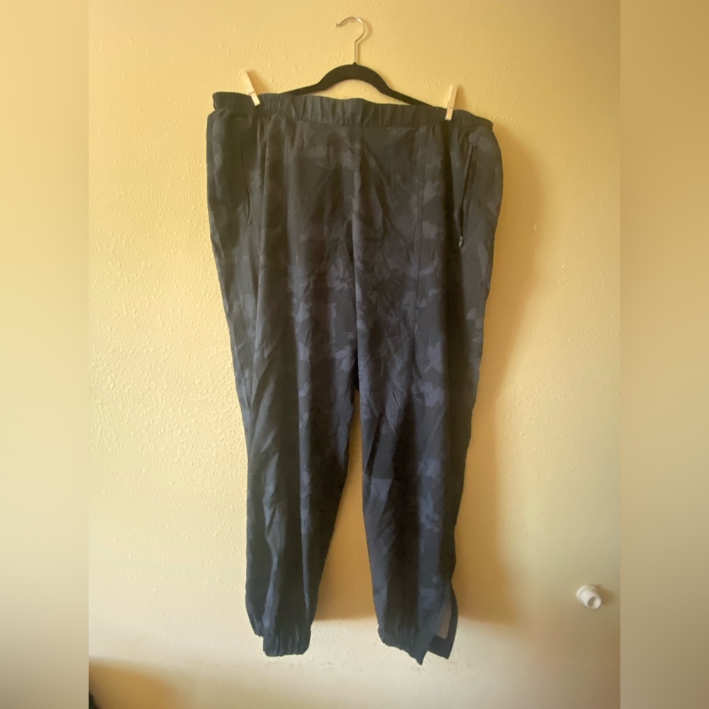 Old Navy workout pants